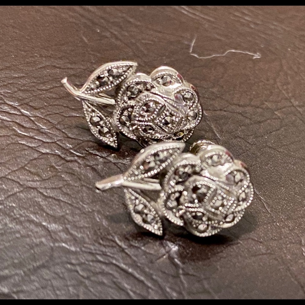 Sterling Silver Marcasite Rose Srew-on Earrings